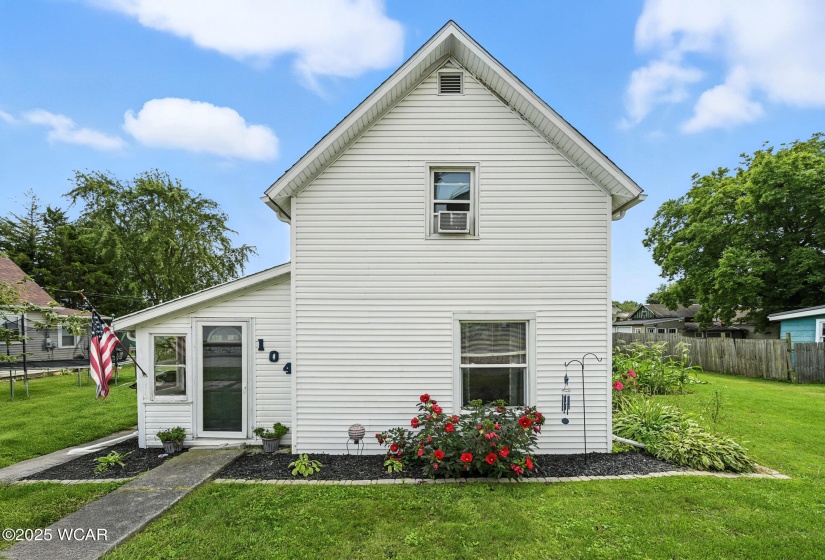 104 Railroad Street, Middle Point, Ohio, 3 Bedrooms Bedrooms, ,1 BathroomBathrooms,Residential,For Sale,Railroad,307808