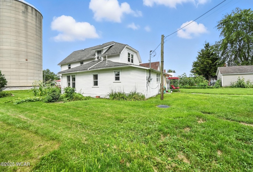 104 Railroad Street, Middle Point, Ohio, 3 Bedrooms Bedrooms, ,1 BathroomBathrooms,Residential,For Sale,Railroad,307808
