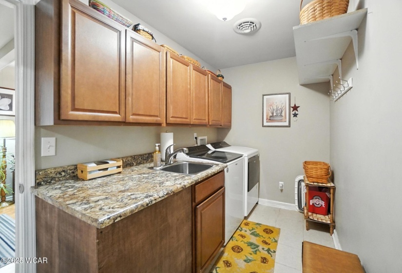 1575 Arlington Drive, Lima, Ohio, 3 Bedrooms Bedrooms, ,1 BathroomBathrooms,Residential,For Sale,Arlington,307811