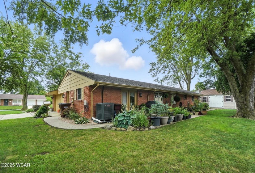 1575 Arlington Drive, Lima, Ohio, 3 Bedrooms Bedrooms, ,1 BathroomBathrooms,Residential,For Sale,Arlington,307811