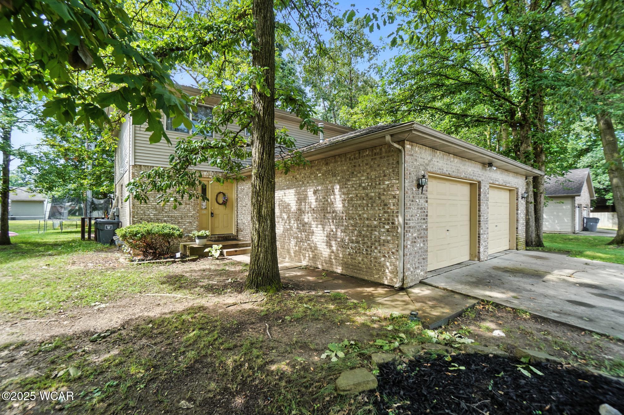3051-3053 Elijah Parkway, Lima, Ohio