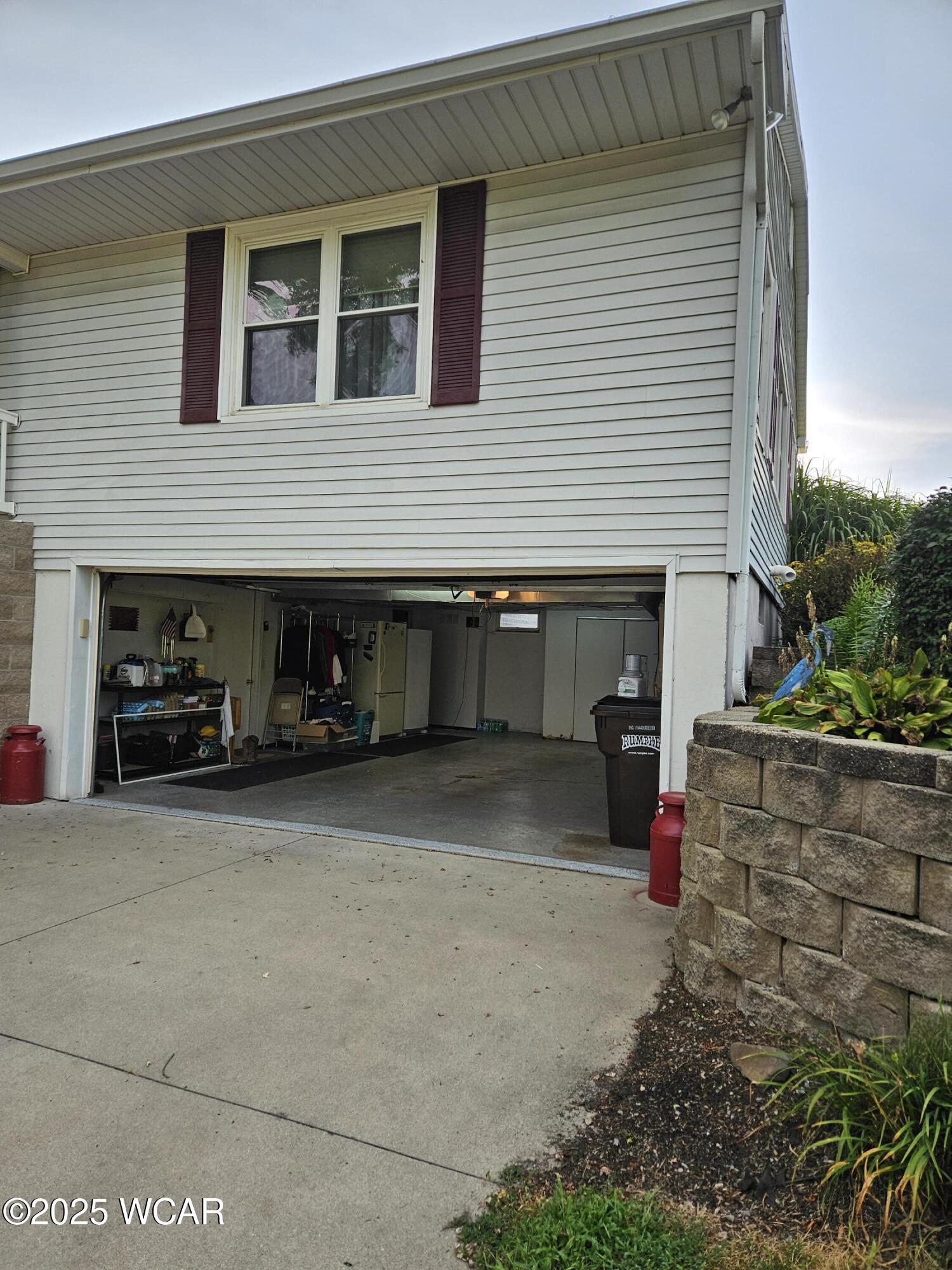 215 Hillcrest Drive, Bluffton, Ohio
