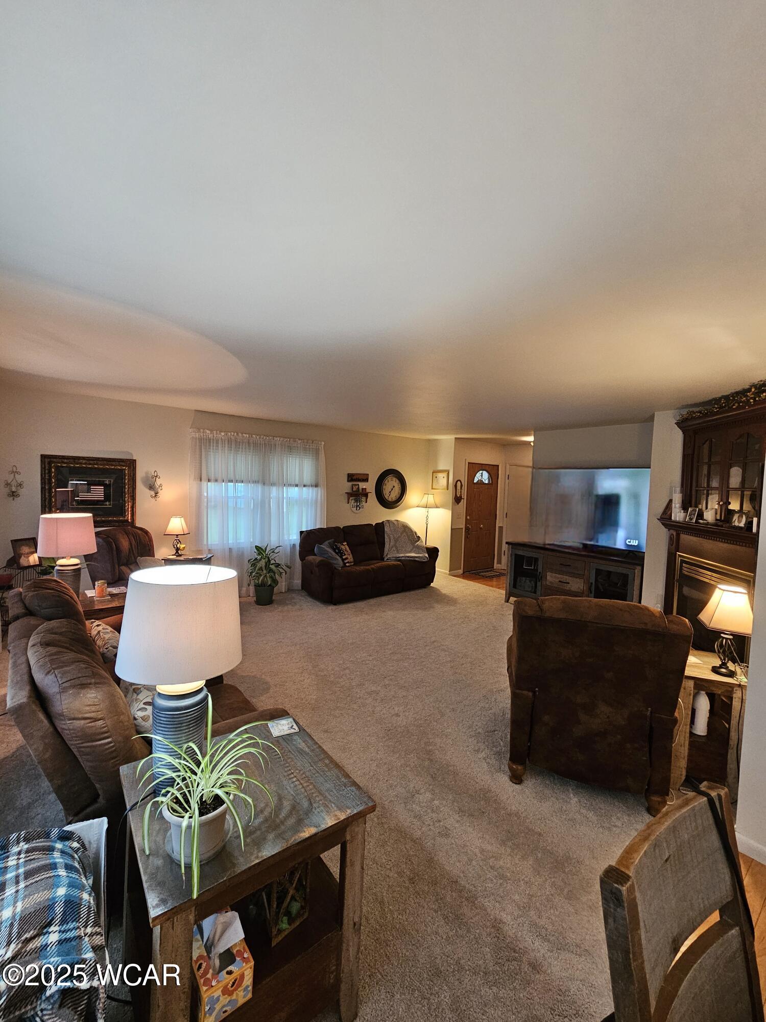 215 Hillcrest Drive, Bluffton, Ohio