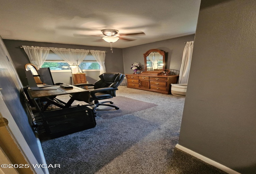 215 Hillcrest Drive, Bluffton, Ohio, 3 Bedrooms Bedrooms, ,2 BathroomsBathrooms,Residential,For Sale,Hillcrest,307815