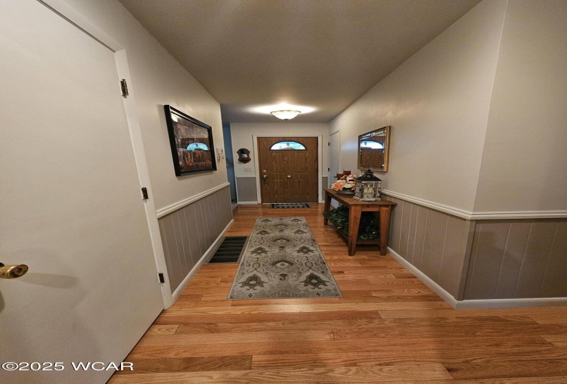 215 Hillcrest Drive, Bluffton, Ohio, 3 Bedrooms Bedrooms, ,2 BathroomsBathrooms,Residential,For Sale,Hillcrest,307815