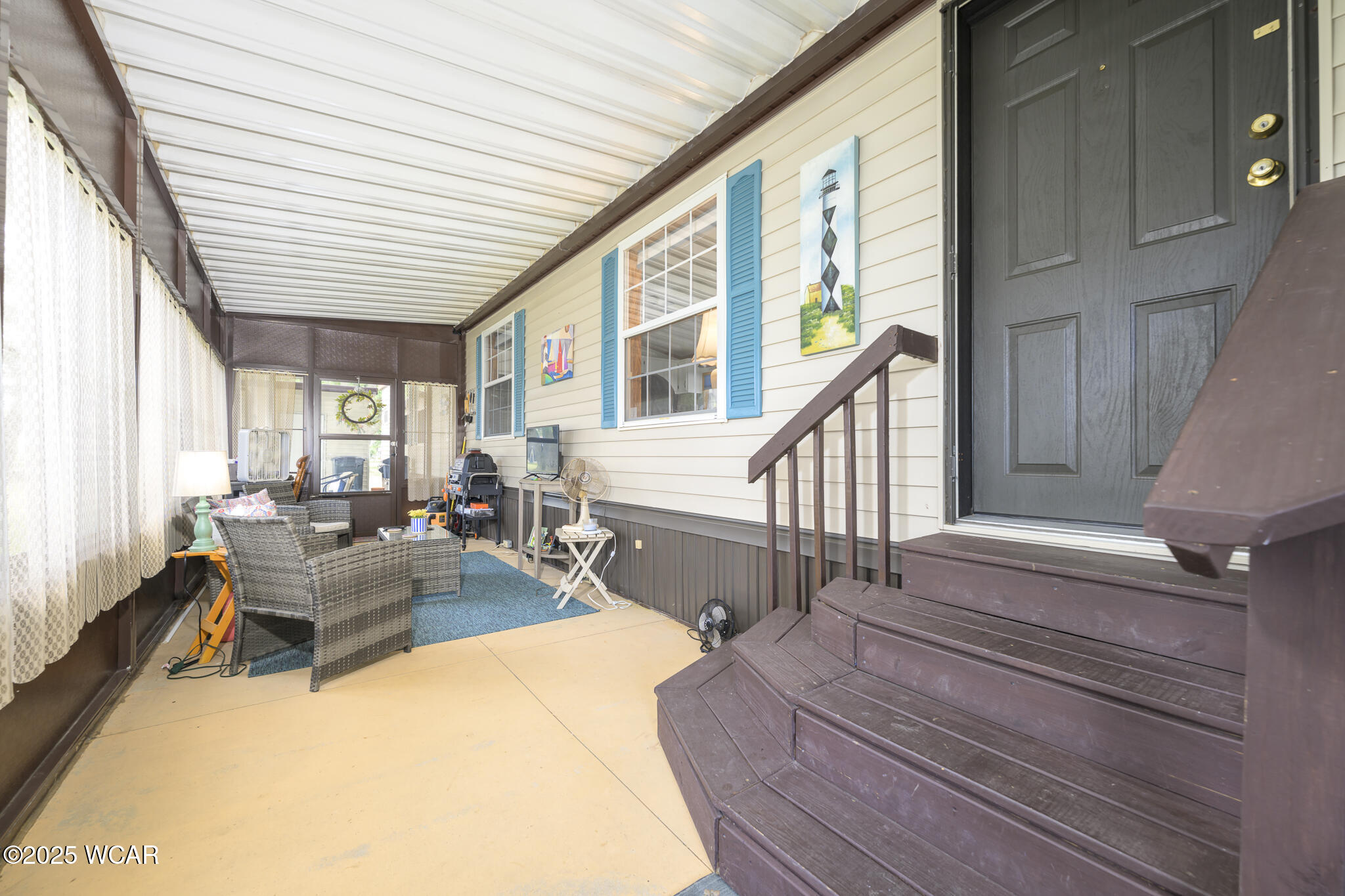 10925 Pine Circle, Lakeview, Ohio