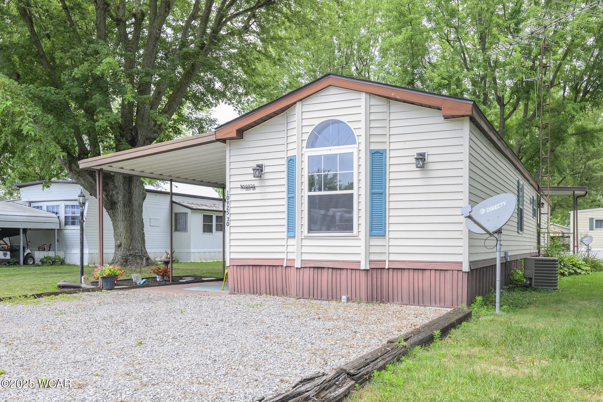 10925 Pine Circle, Lakeview, Ohio