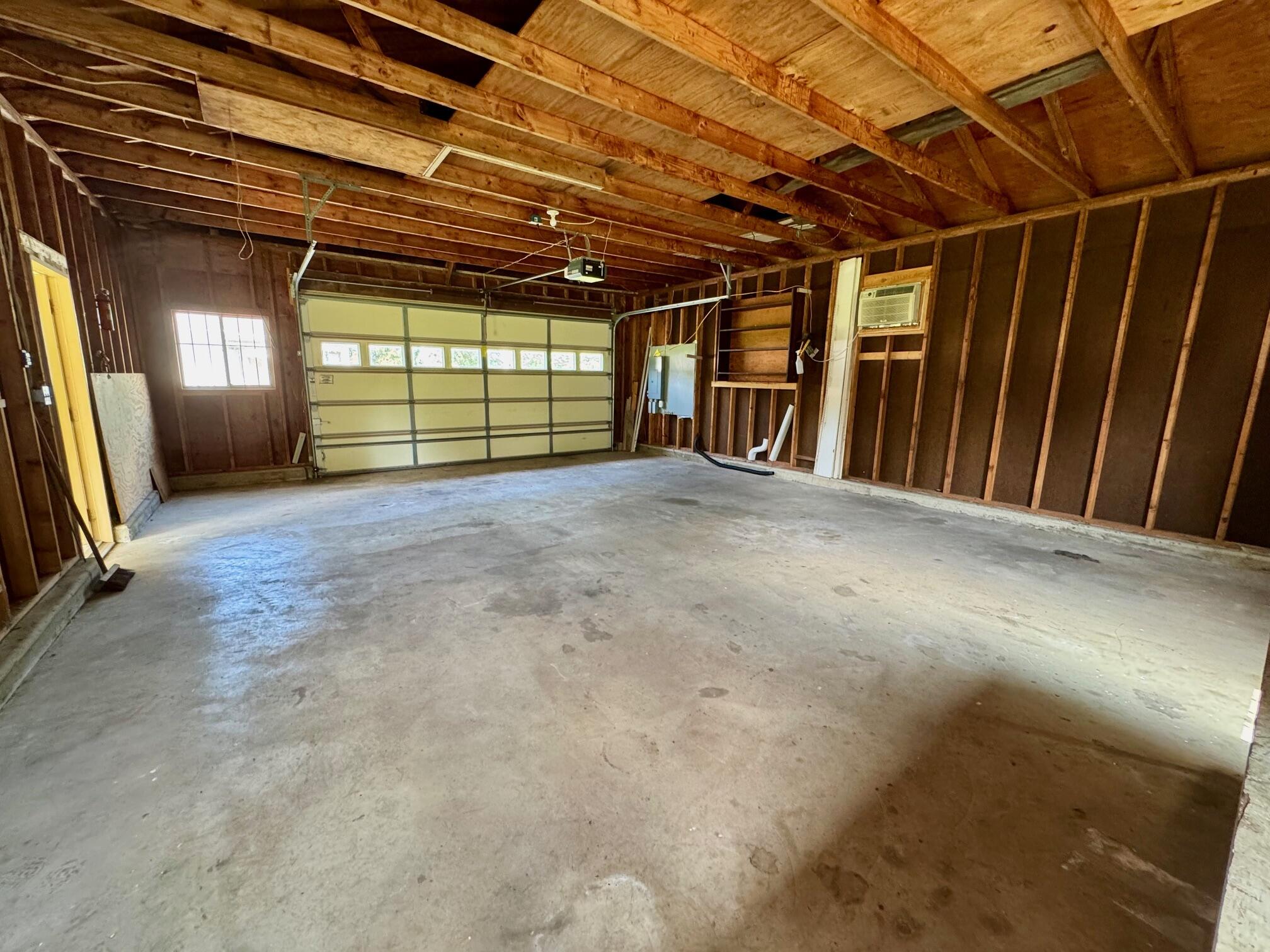 3412 Hedgely Road, Springfield, Ohio 45506