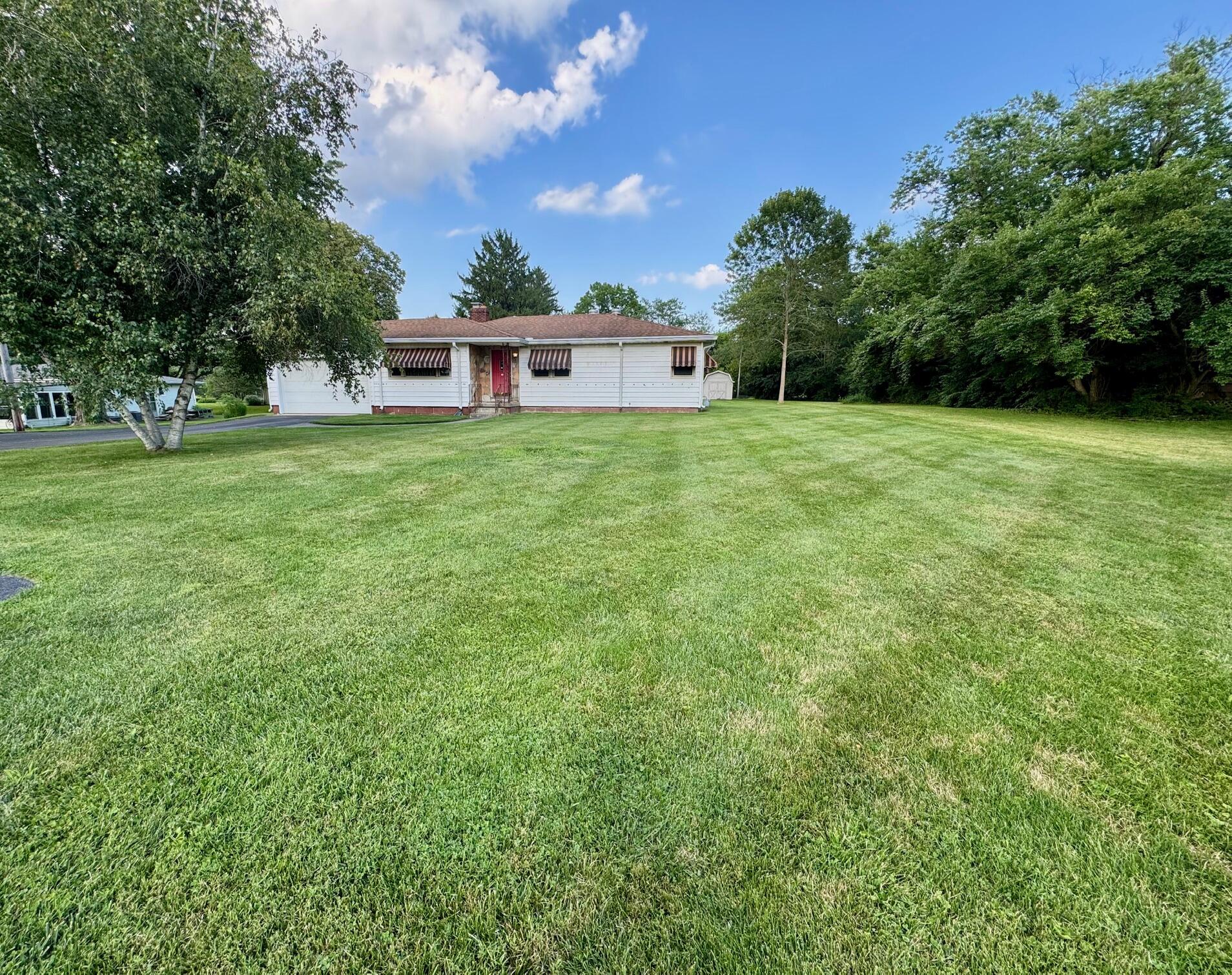 3412 Hedgely Road, Springfield, Ohio 45506