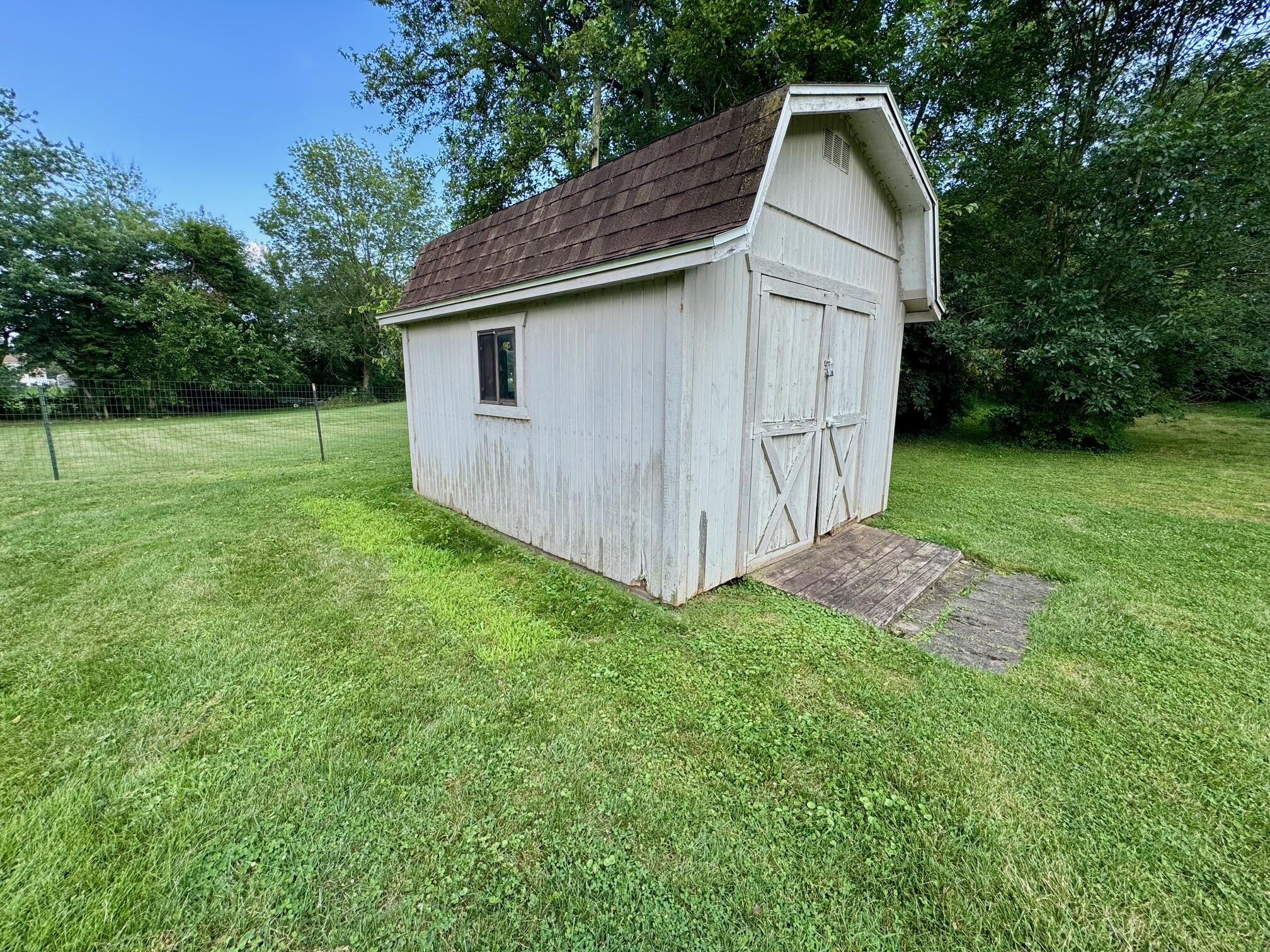 3412 Hedgely Road, Springfield, Ohio 45506