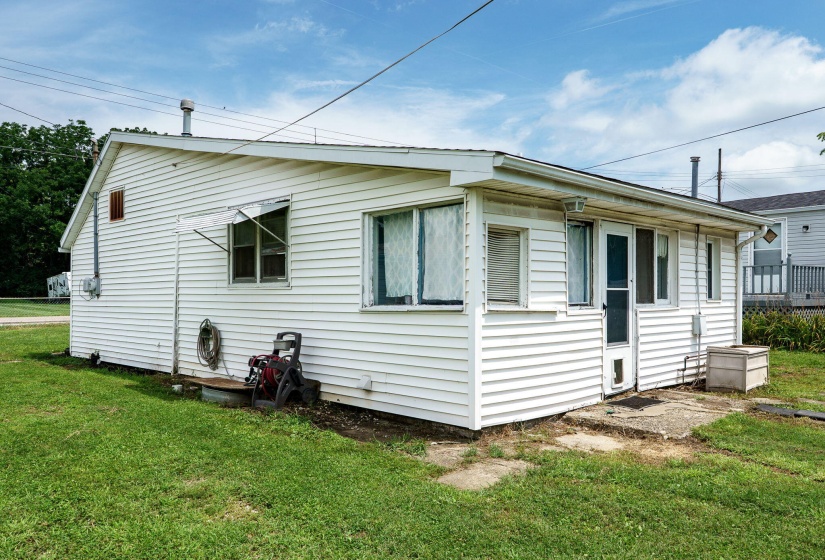 37-web-or-mls-315-e-jamestown-st