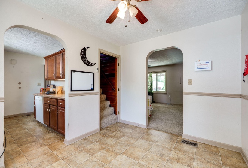 13-web-or-mls-18-sunset-mc-creary-dr
