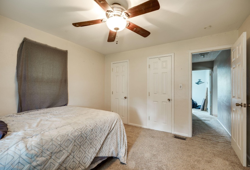 18-web-or-mls-18-sunset-mc-creary-dr
