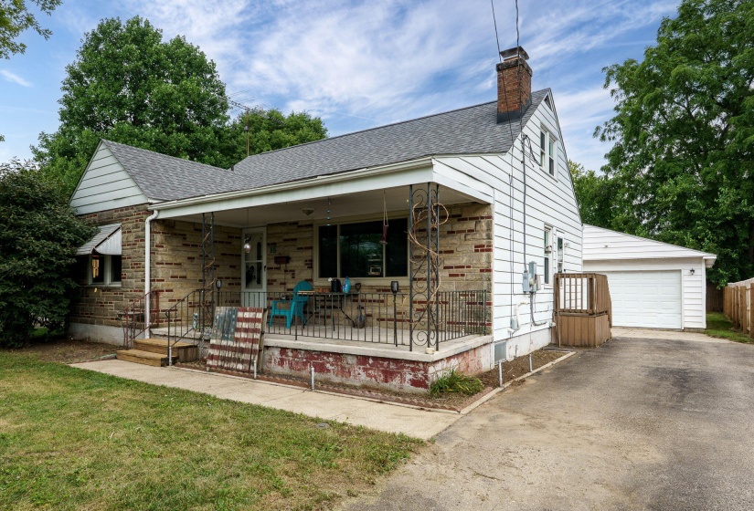 1-web-or-mls-18-sunset-mc-creary-dr