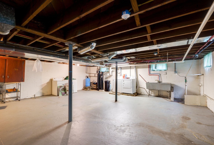 29-web-or-mls-18-sunset-mc-creary-dr