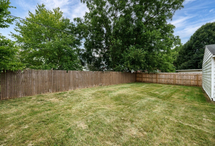 34-web-or-mls-18-sunset-mc-creary-dr