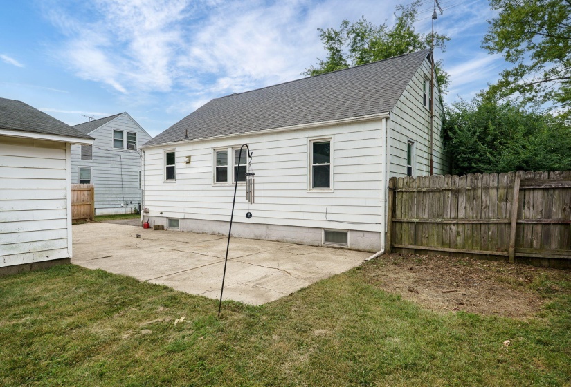 36-web-or-mls-18-sunset-mc-creary-dr