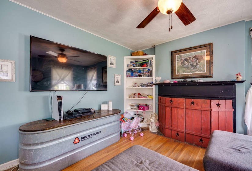 14-web-or-mls-439-lawnview-ave