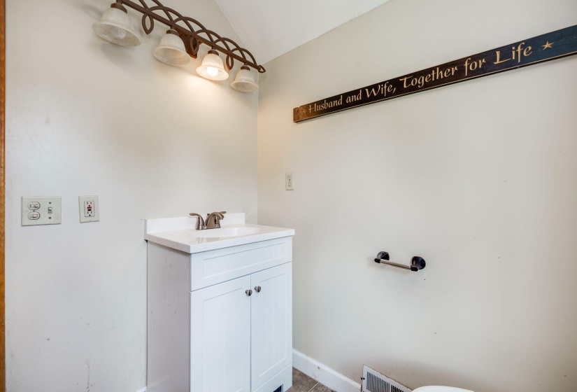 39-web-or-mls-439-lawnview-ave