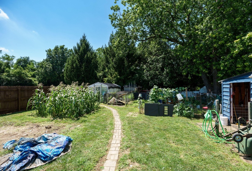 58-web-or-mls-439-lawnview-ave