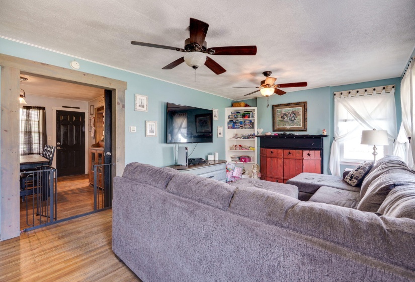 7-web-or-mls-439-lawnview-ave