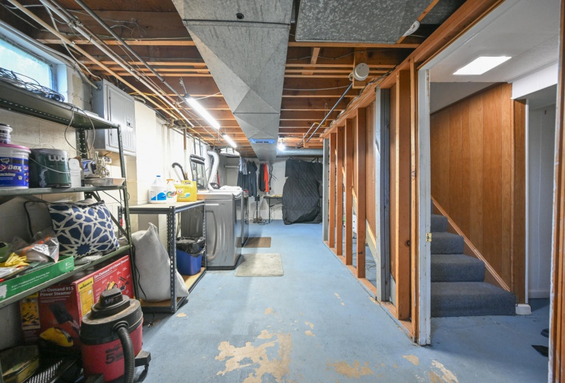 Laundry/Storage