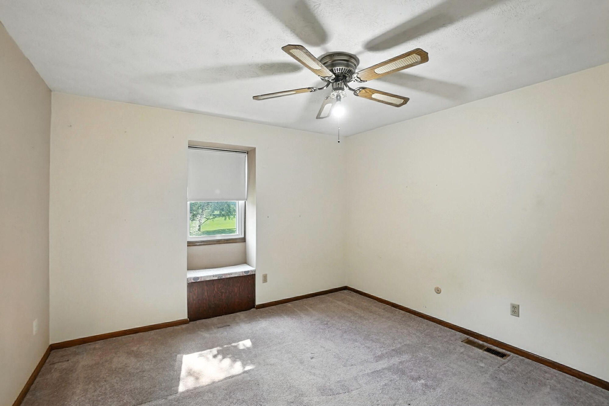 7450 Scarff Road, New Carlisle, Ohio 45344