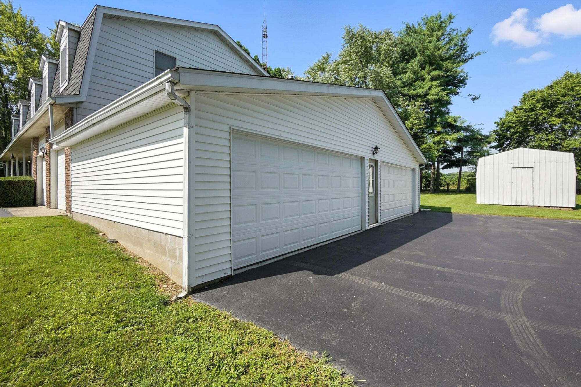 7450 Scarff Road, New Carlisle, Ohio 45344