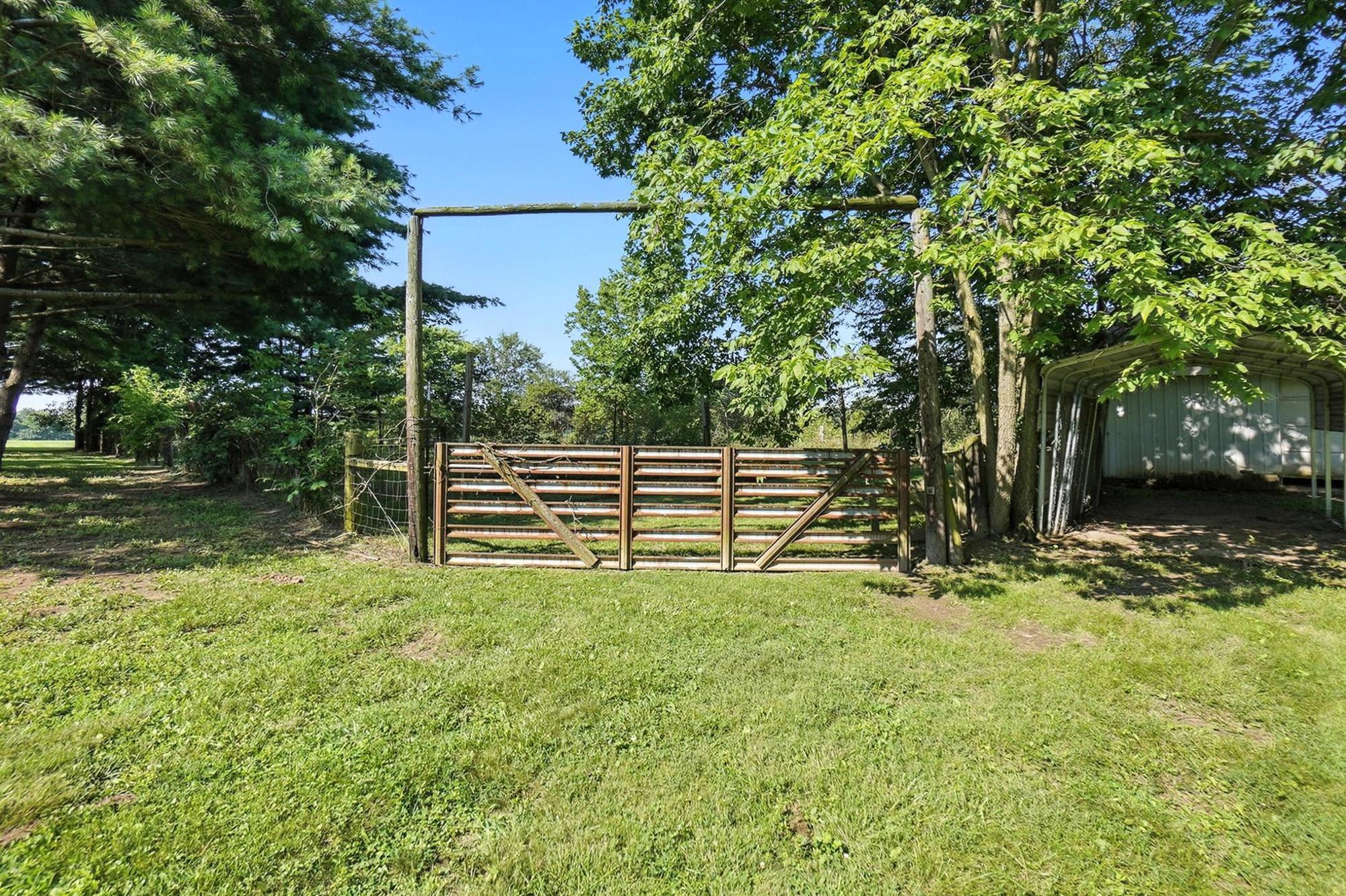 7450 Scarff Road, New Carlisle, Ohio 45344