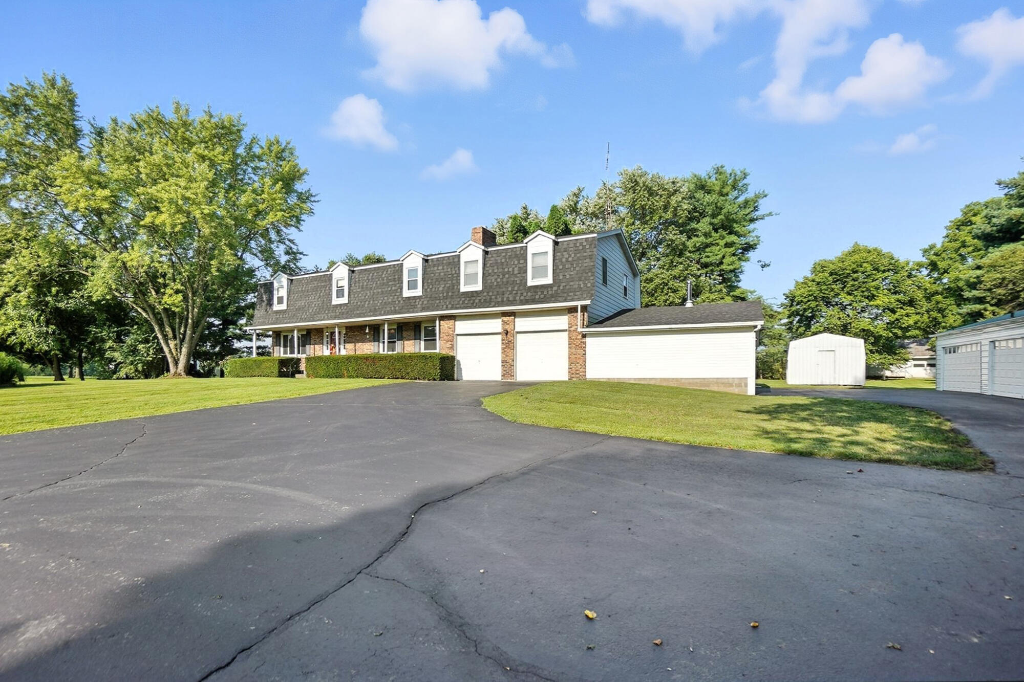 7450 Scarff Road, New Carlisle, Ohio 45344
