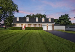 7450 Scarff Road, New Carlisle, Ohio 45344, 6 Bedrooms Bedrooms, ,2 BathroomsBathrooms,Residential,For Sale,Scarff,1040388