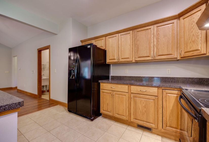 28-web-or-mls-106-rebecca-cir
