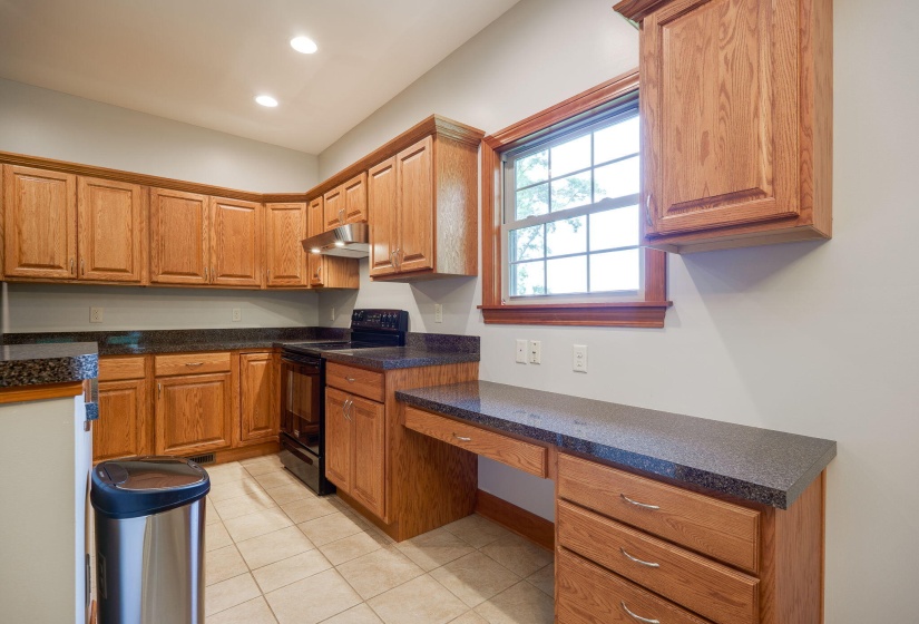 30-web-or-mls-106-rebecca-cir