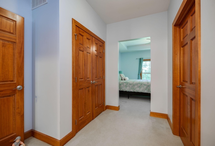 11-web-or-mls-106-rebecca-cir