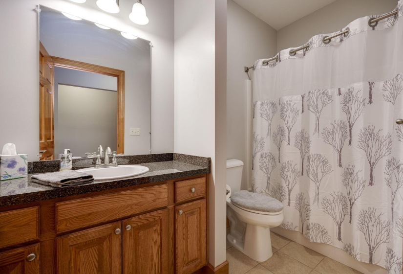 8-web-or-mls-106-rebecca-cir