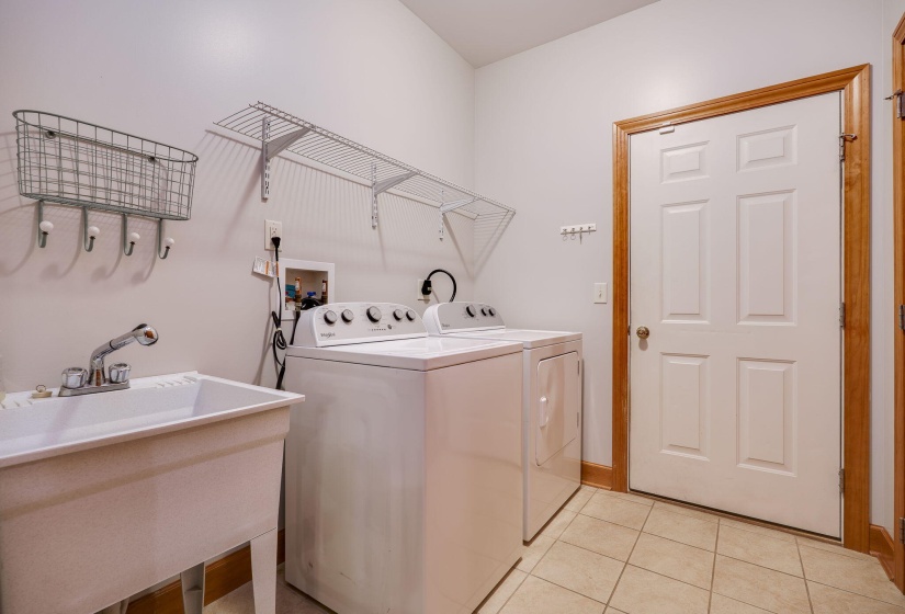 34-web-or-mls-106-rebecca-cir