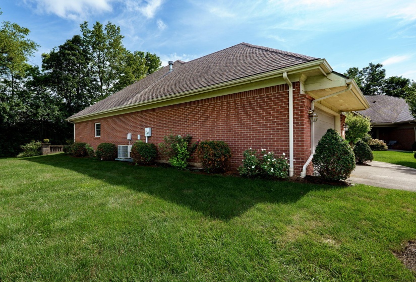 35-web-or-mls-106-rebecca-cir