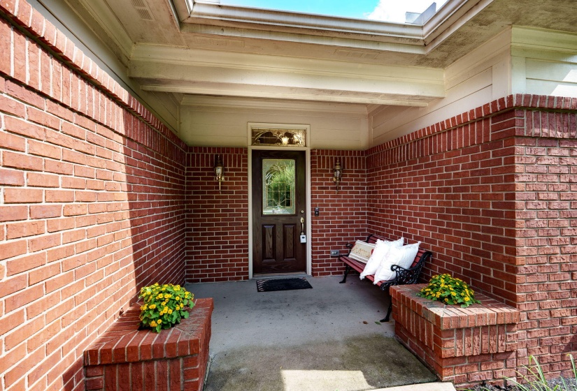 5-web-or-mls-106-rebecca-cir