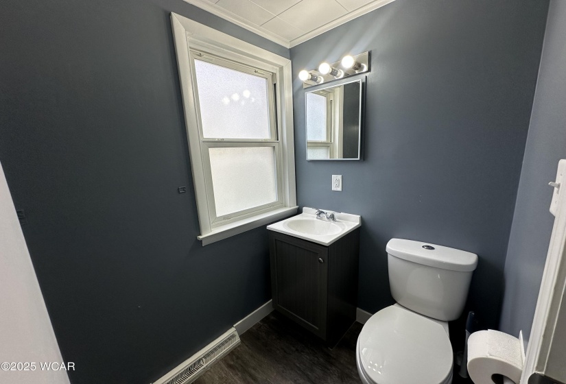 666 Dewey Avenue, Lima, Ohio, 2 Bedrooms Bedrooms, ,2 BathroomsBathrooms,Residential,For Sale,Dewey,307828