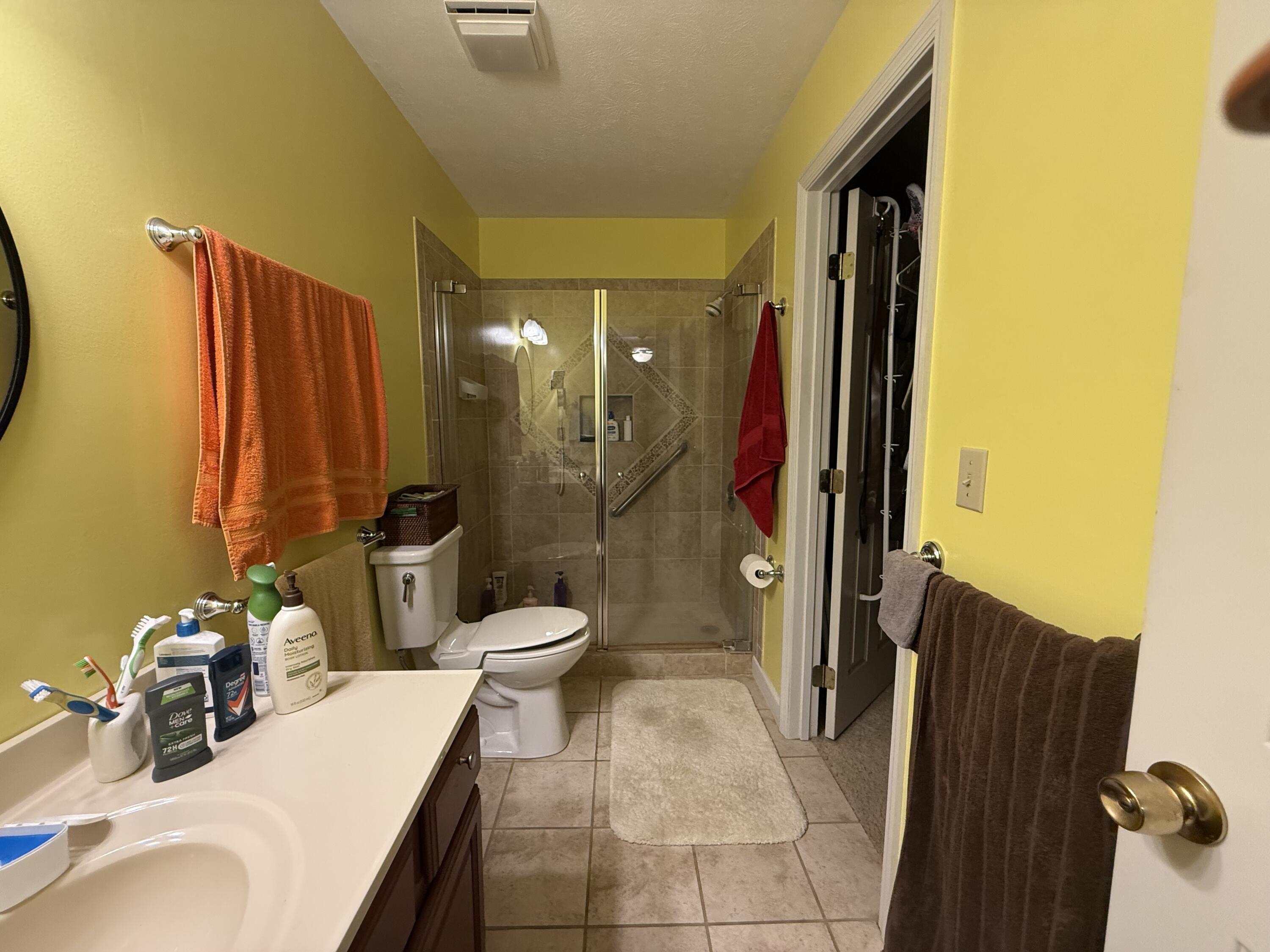 143 Lago Vue Court, Saint Marys, Ohio 45885
