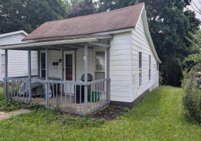 632 Oakland Avenue, Bellefontaine, Ohio 43311, 1 Bedroom Bedrooms, ,1 BathroomBathrooms,Residential,For Sale,Oakland,1040393