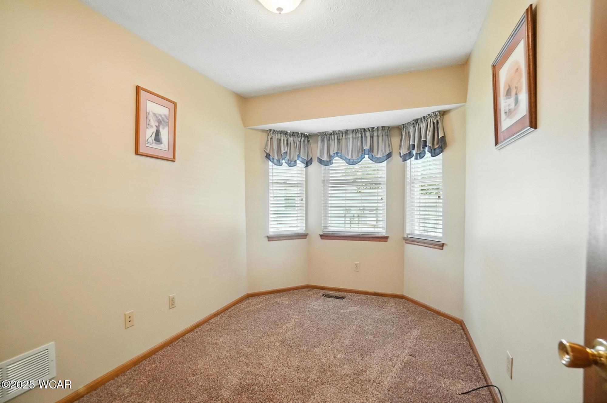 346 Stone Hedge Lane, Kenton, Ohio
