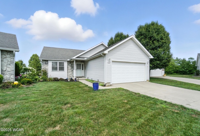 346 Stone Hedge Lane, Kenton, Ohio, 3 Bedrooms Bedrooms, ,2 BathroomsBathrooms,Residential,For Sale,Stone Hedge,307830