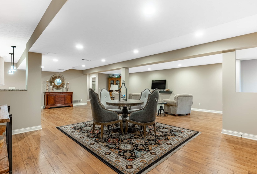 85 Glass interior-29