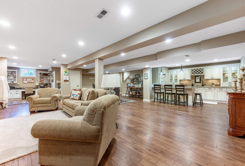 85 Glass interior-27