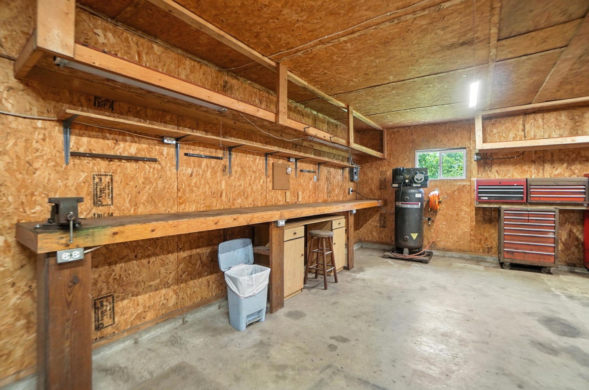910 Alcony-Conover Road, Troy, Ohio 45373