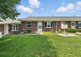 4571 Reno Lane, Springfield, Ohio 45503, 2 Bedrooms Bedrooms, ,1 BathroomBathrooms,Residential,For Sale,Reno,1040420