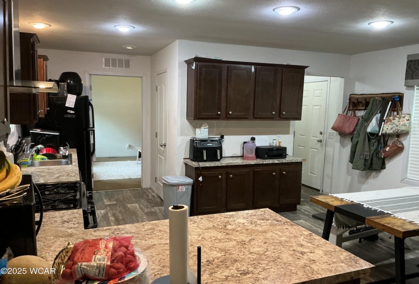 23 Lakeside Drive, Lima, Ohio, 3 Bedrooms Bedrooms, ,2 BathroomsBathrooms,Residential,For Sale,Lakeside,307846