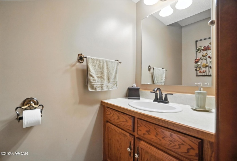 2136 Arlington Drive, Lima, Ohio, 3 Bedrooms Bedrooms, ,2 BathroomsBathrooms,Residential,For Sale,Arlington,307855