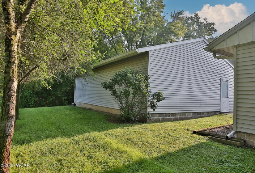 728 Meadowbrook Dr Drive, Lima, Ohio, 3 Bedrooms Bedrooms, ,1 BathroomBathrooms,Residential,For Sale,Meadowbrook Dr,307857